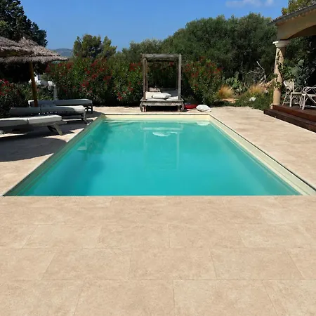 Domaine Des Oliviers, Elegant With Swimming Pool Villa *
